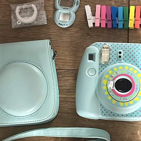 INSTAX CAMERA 🩵💛💚 Set Bundle of Bag, Lenses, Frames, Clips, Stickers and More - Picture 2 of 8